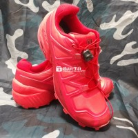 Giày size 40 - đẹp - đạp xe lội suối băng rừng