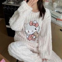 Set đồ ngủ Hello Kitty siêu dễ thương