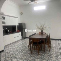 Cho thuê nhà phố Âu Cơ, Tây Hồ - 65m², 4 tầng, có sân