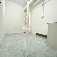 Phòng Trọ Giá 2.300.000 - Gần Hutech, GTVT, Ngoại Thương, Hồng Bàng