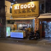 [Q6] - Nhân viên pha chế quán trà sữa