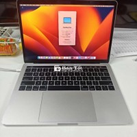 Macbook Pro 2017 i5/8/256 Silver Touchbar Cần bán