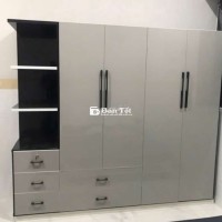 TỦ NHỰA 4 CÁNH 1 KỆ KHUNG MÀU ĐEN CÁNH XÁM