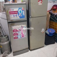 Cần bán cái tủ bự vì nó bự
