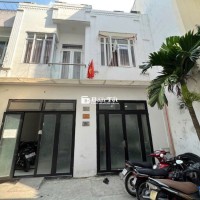Phòng trọ 25m2 Hà Thị Khiêm đối diện Công Viên Phần Mềm Quang Trung