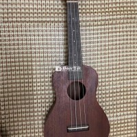 Đàn Ukulele Việt Nam ko nhãn