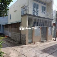 Nhà hướng Tây.1 lầu 2 phòng.đường số 8