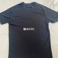 Áo thun đen body size L