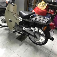 Cần bán xe custom 92 màu xanh rêu japan