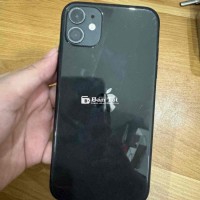 iPhone 11 64GB bản VN - Thay pin, ngoại hình tróc sơn, màn hình trầy xước  