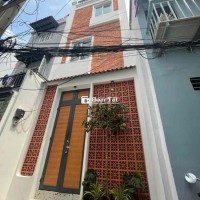 Nhà bán Q4 .khu đường số