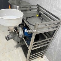 Bán máy xay bột nước công suất lớn – Đã gắn sẵn kệ inox chắc chắn!