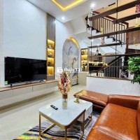 Bán nhà 3 tầng full nội thất kiệt cách đường bắc đẩu 20m (hải châu)