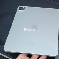 iPad Pro 11 inch M1 2020 màu trắng có bàn phím bao da chính hãng  