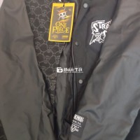 Áo khoác Yame x One Piece Size M - GIÁ SỐC!