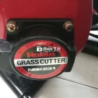 Máy cắt cỏ balo đeo vai Robin 231