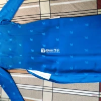 Áo dài mới, cao trên 1m6, có thương lượng