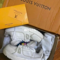Pass giày LV sticker like auth size 38