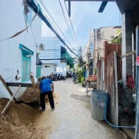 CĂN GỐC MỚI XÂY 3 TẦNG + SÂN THƯỢNG ĐÚC BTCT – GẦN CHỢ BÙI MINH TRỰC  
