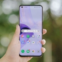 Cần bán Oppo Find X5 8/128 - Hàng chính hãng, pin trâu, màn hình AMOLED sắc nét  