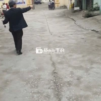 Chính chủ bán nhà ngay trường cấp 1, cấp 2 Đông Tiến, Yên Phong!