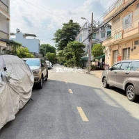 Phú Thọ Hòa - Nhà Hẻm Xe Tải 2 Lầu, 3 Phòng Ngủ, 4,2m x 18m, Chỉ 7,55 Tỷ - Hẻm Ô Tô Quay Đầu