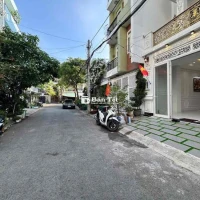 Nhà Mặt Tiền 4 Tầng Kiểu Tân Cổ Điển tại Hoàng Quốc Việt, Phú Thuận, Q.7  