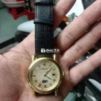 Đồng hồ Adriatica pin (đồng hồ Thụy Sĩ )