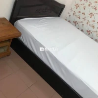Thanh lý giường và nệm 1m2 gỗ tự nhiên