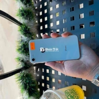 iPhone 8 64GB Trắng Quốc Tế - Like New!