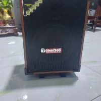 Loa karaoke mobell