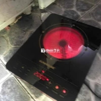 Bếp Điện Hồng Ngoại Không Kén Nồi Đang Dùng Tốt & Bếp Mặt Cảm Ứng Hoạt Động Hoàn Hảo  