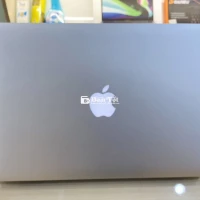 Macbook Air 2017 - Ngoại hình đẹp, full phụ kiện