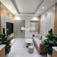 ## Cho thuê nhà riêng cao cấp, 4 phòng ngủ, full nội thất, 7 triệu/phòng, gần ô tô