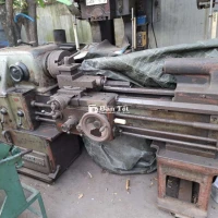 Máy tiện 800 cm lỗ 52