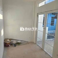 NHÀ ĐẸP MỚI 2 TẦNG 3PN VÀO Ở NGAY HTP-KCX-Q7 – SHR HOÀN CÔNG NHÍNH 3 TỶ TL