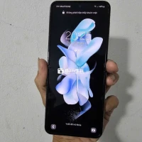 Samsung Z Flip 4 VN 2 Sim Zin Đẹp 8+128GB - Giá Tốt!