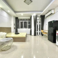 ✅ Căn hộ studio balcony_Giặt riêng_Full nội thất_Gần chợ cầu Bông Q1