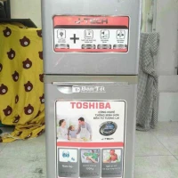 Pass gấp tủ lạnh Toshiba còn sử dụng tốt, không đóng tuyết!