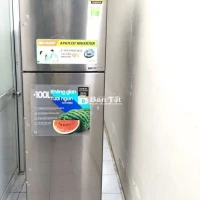 Tủ lạnh sharp inverter 280lít còn zin