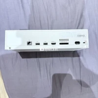 Xbox Series S + 1 Controller