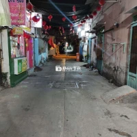 Chia lại phòng trọ mặt tiền hẻm lớn