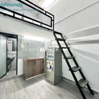 Cho thuê Duplex Gác Cao, Full Nội Thất, Gần Hàng Xanh