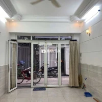 Cho thuê nhà Huỳnh Văn Bánh phường 17 Phú Nhuận