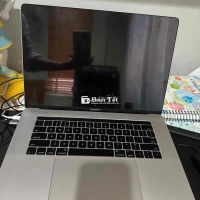 Cần bán MacBook Pro 2016 Core i7 - Cấu hình mạnh mẽ, giá tốt!