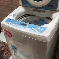 Máy giặt 9kg hoạt động tốt thanh lý nhanh