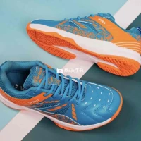 giày cầu lông size41 chính hãng cao cấp , nhẹ êm