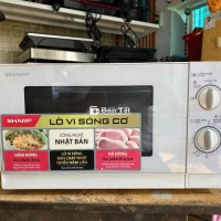 Thanh lý lò vi sóng Sharp 20L - Hàng đẹp, hoạt động tốt  