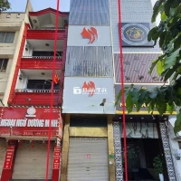 Cho Thuê Mặt Bằng Kinh Doanh Trần Hưng Đạo, Quận 1 - Vị Trí Vàng!