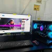 Lễ kẹt tiền bán nhanh bộ máy tính